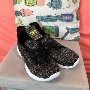 Athletic works black running shoe